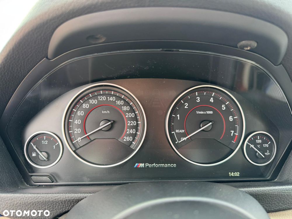 BMW Seria 3 340i xDrive Edition M Sport Shadow - 15