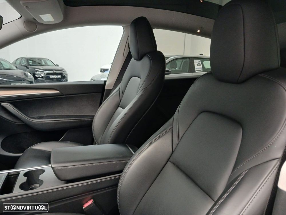 Tesla Model Y Standard - 7