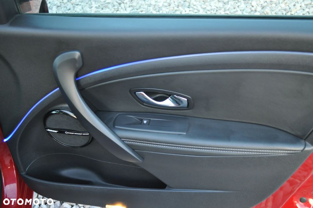 Renault Megane ENERGY TCe 115 Start & Stop Bose Edition - 32