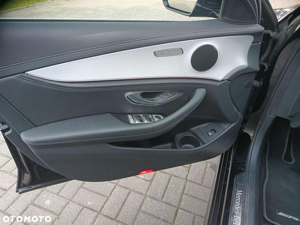 Mercedes-Benz Klasa E - 12