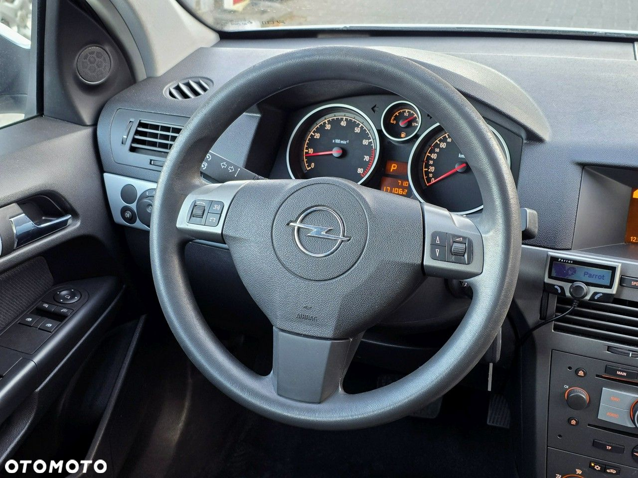 Opel Astra 1.8 Caravan Automatik - 17