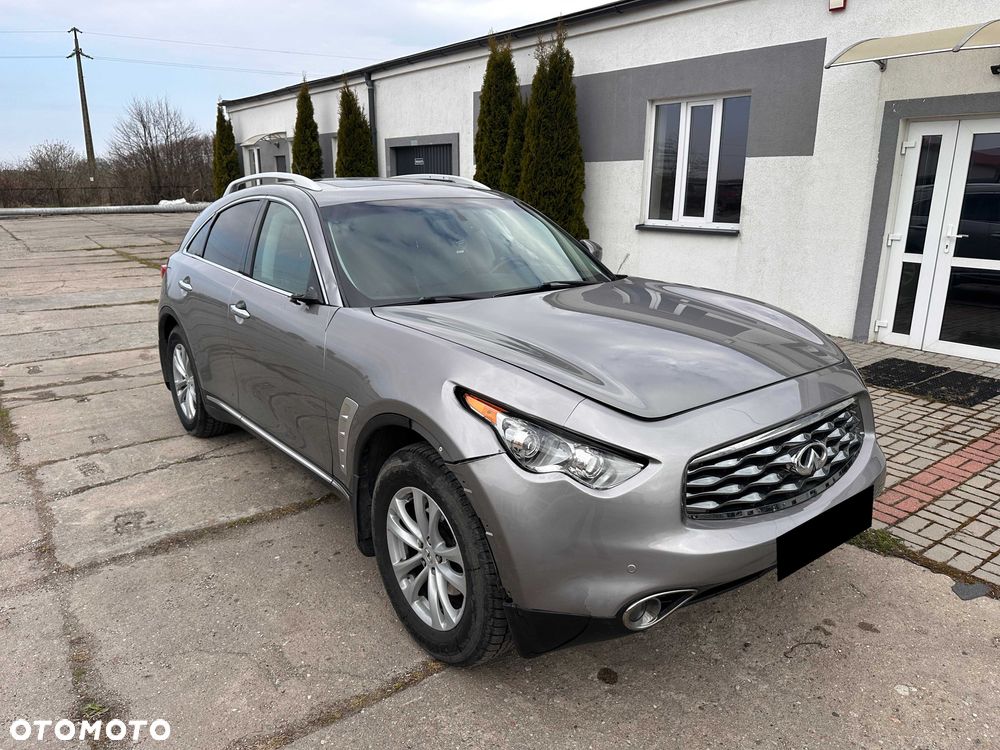 Infiniti FX - 4