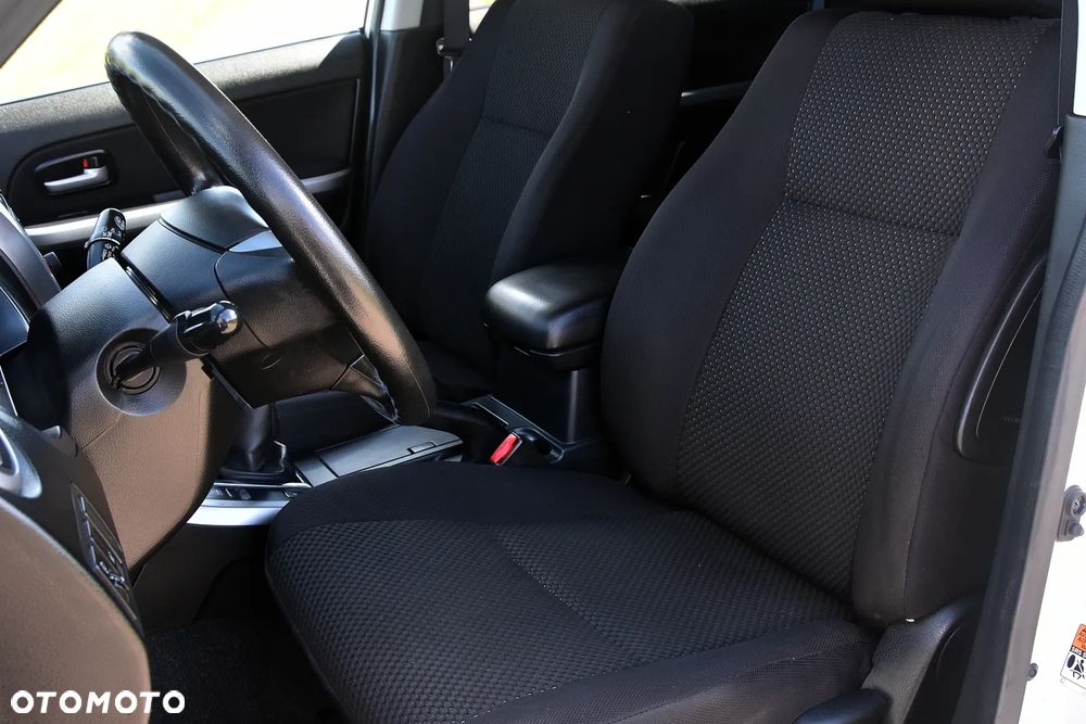 Suzuki Grand Vitara 1.9 DDiS De Luxe - 29