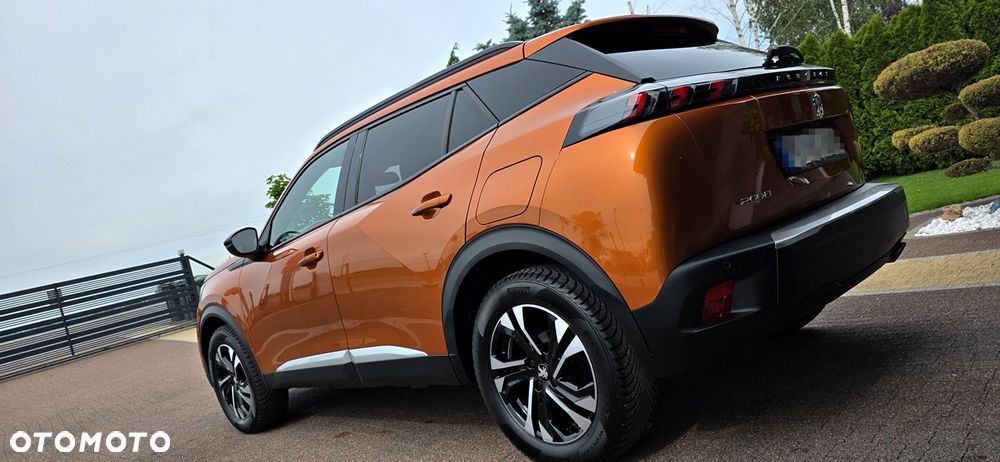 Peugeot 2008 1.5 BlueHDi Allure S&S EAT8 - 17