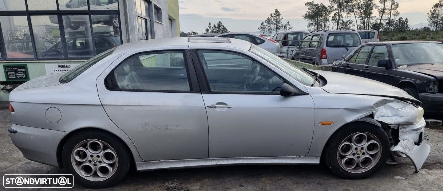 ALFA ROMEO 156 2.4 JTD de 2000 disponível para peças - 2