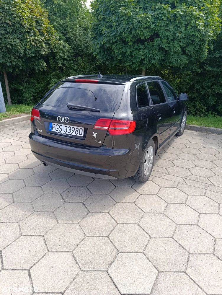 Audi A3 Sportback - 3