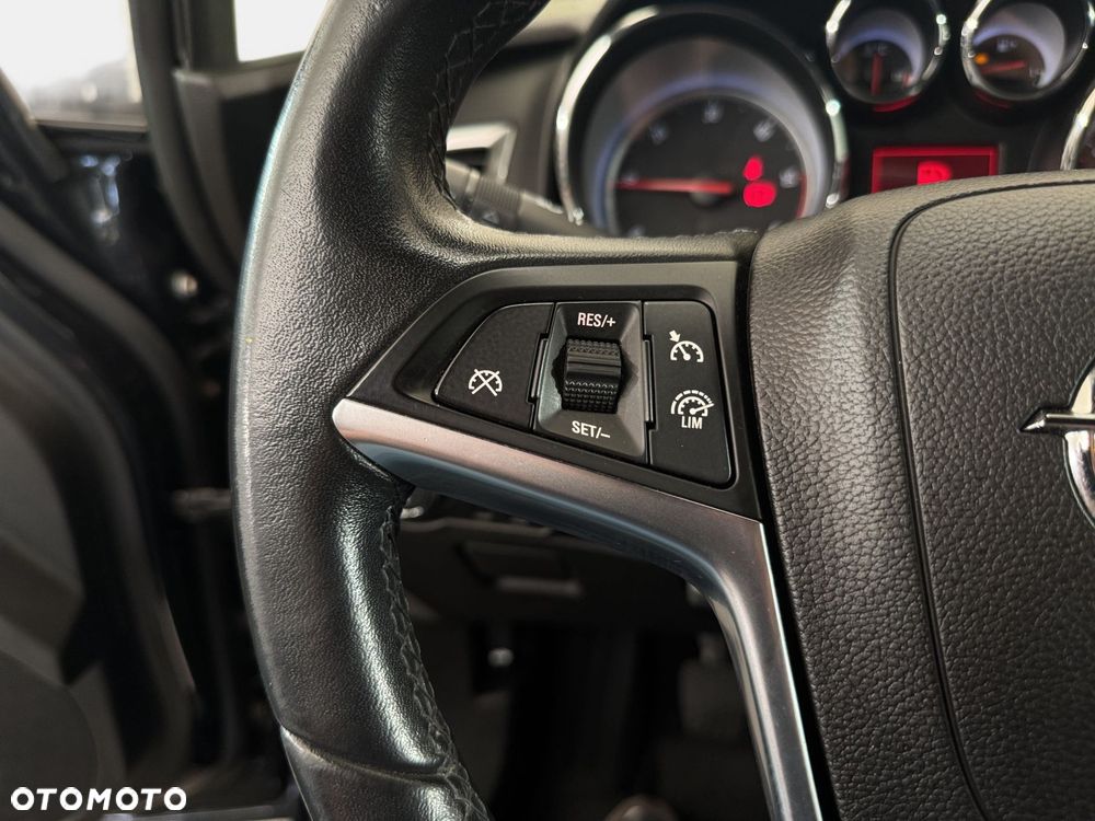 Opel Astra - 17
