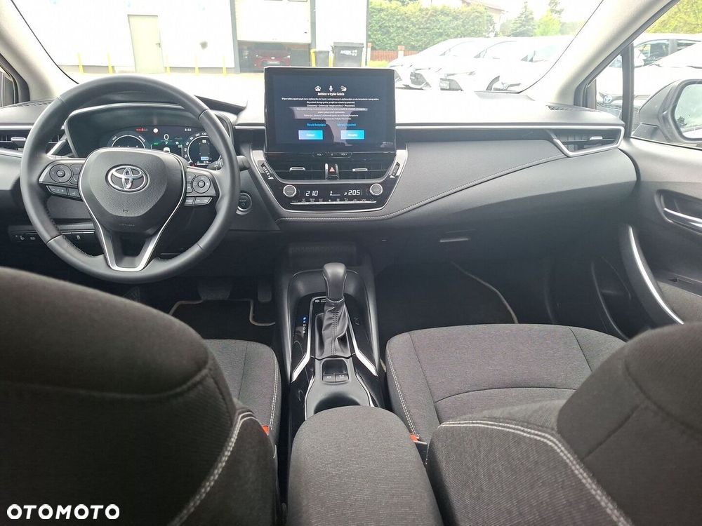 Toyota Corolla - 13