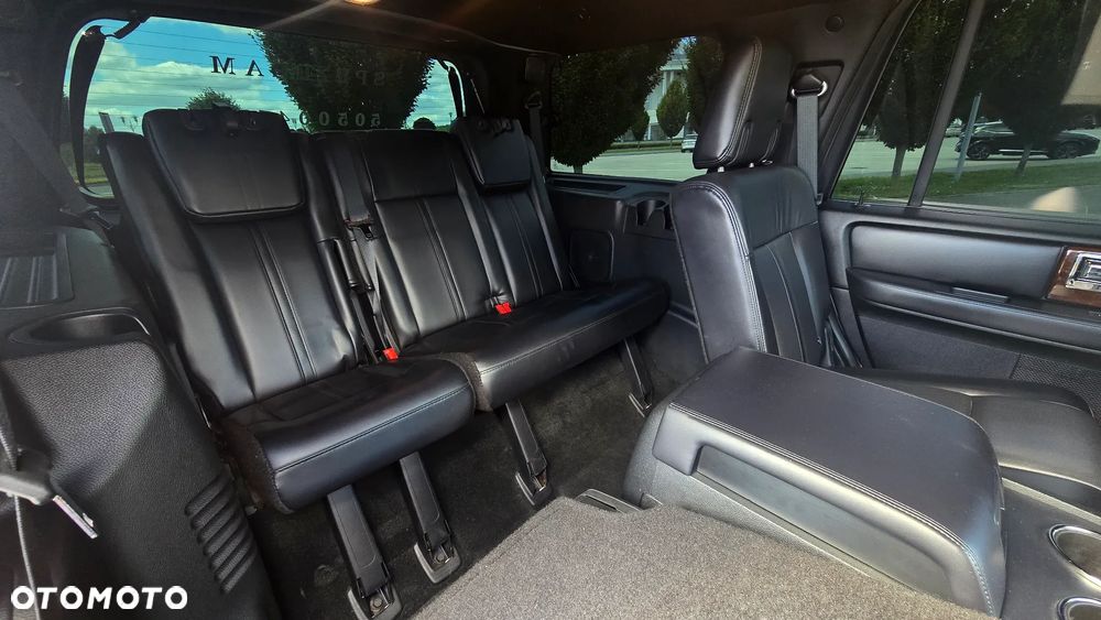 Lincoln Navigator - 19