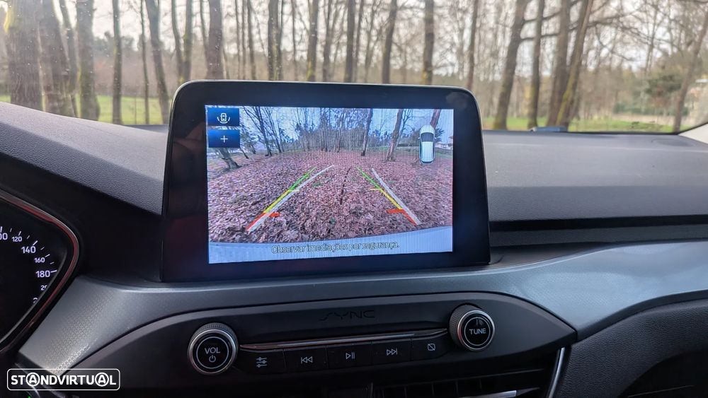 Ford Focus 1.5 TDCi ECOBlue Active X - 24