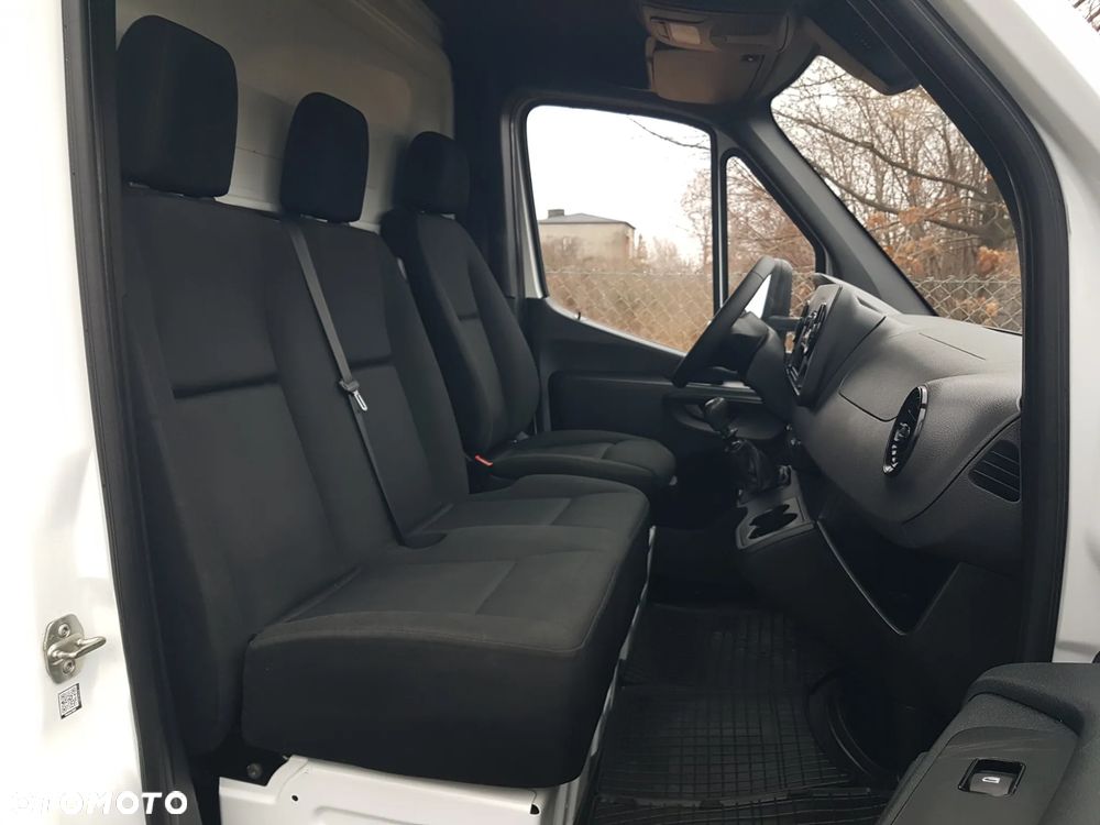 Mercedes-Benz SPRINTER 8EP KONTENER 4,21x2,15x2,30 KLIMA 314CDI MANUAL 6 BIEGÓW - 8