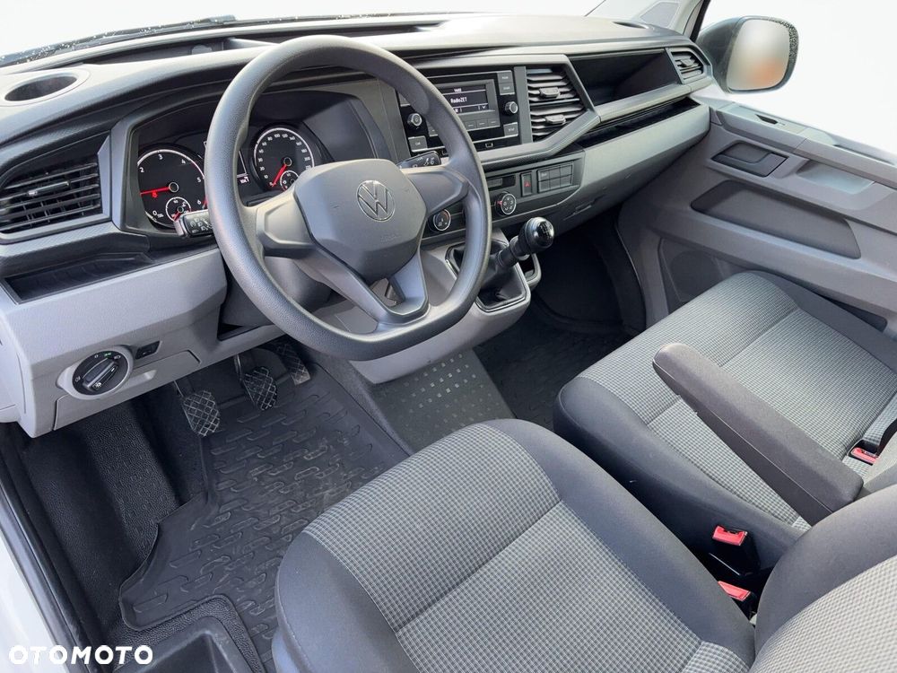Volkswagen Transporter - 11