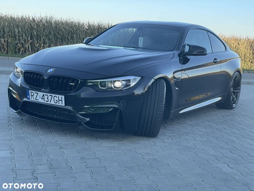 BMW M4 Coupe DKG - 28