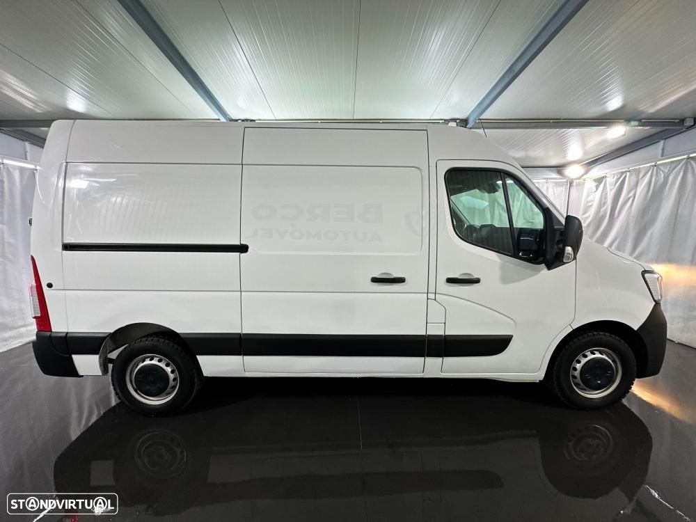 Renault Master L2H2 2.3 DCi 135cv Confort - 11