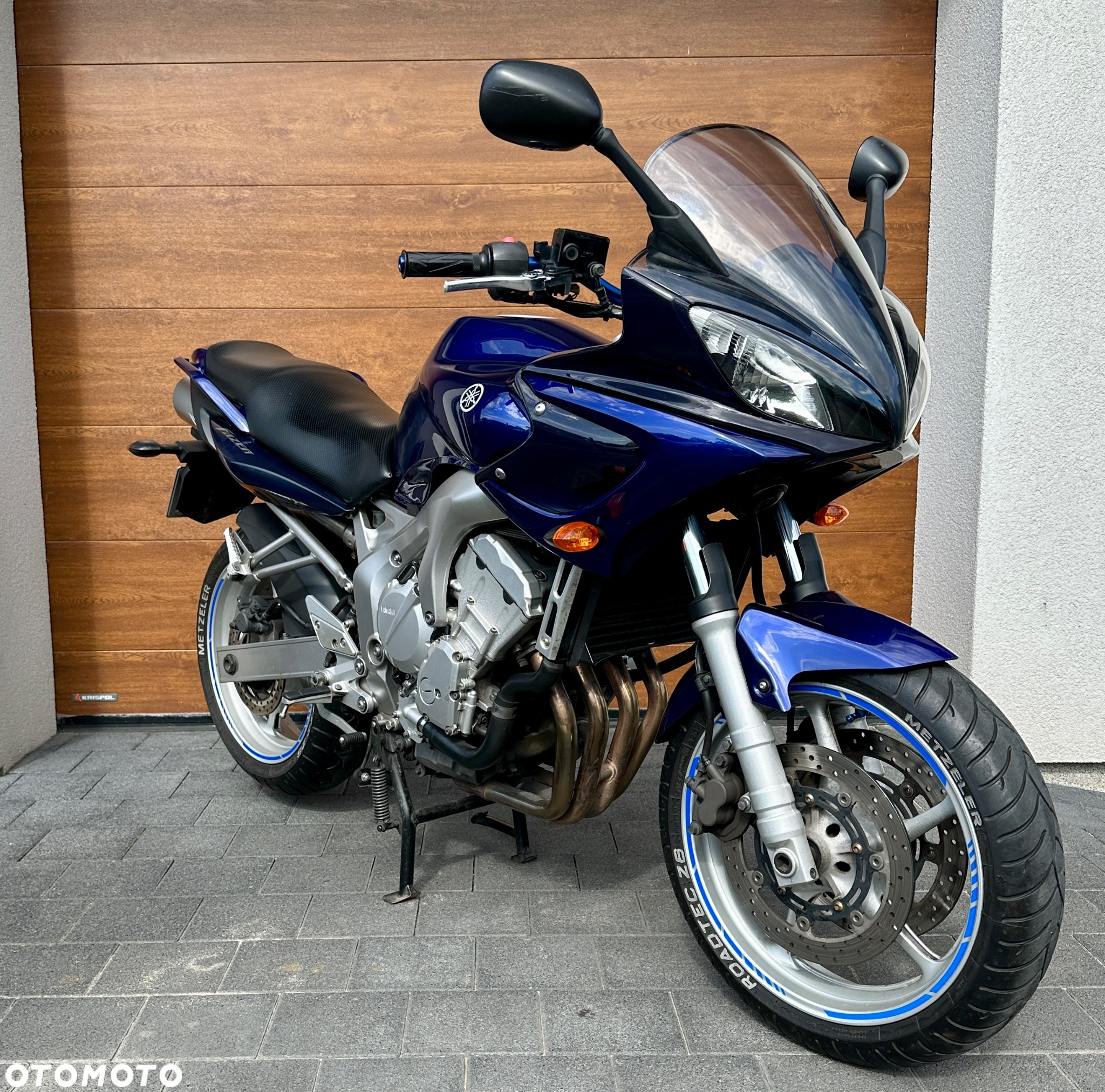 Yamaha FZ6 - 8