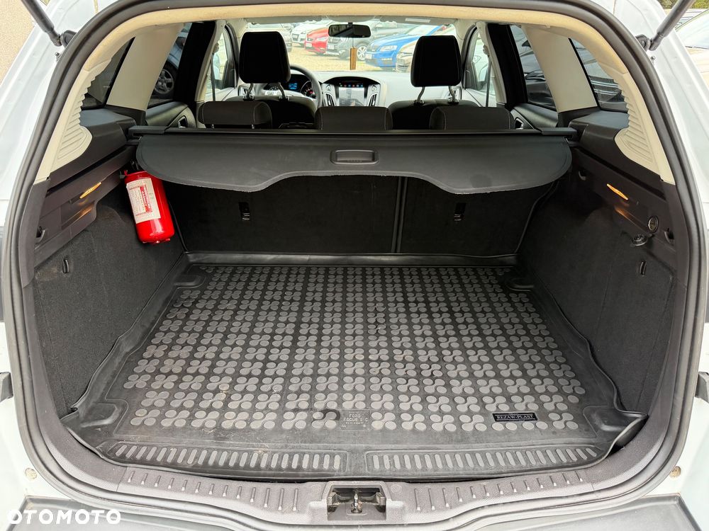 Ford Focus 1.6 Edition - 25
