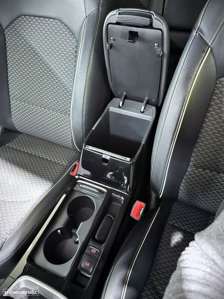 Kia XCeed 1.0 T-GDI Tech+SRF - 31