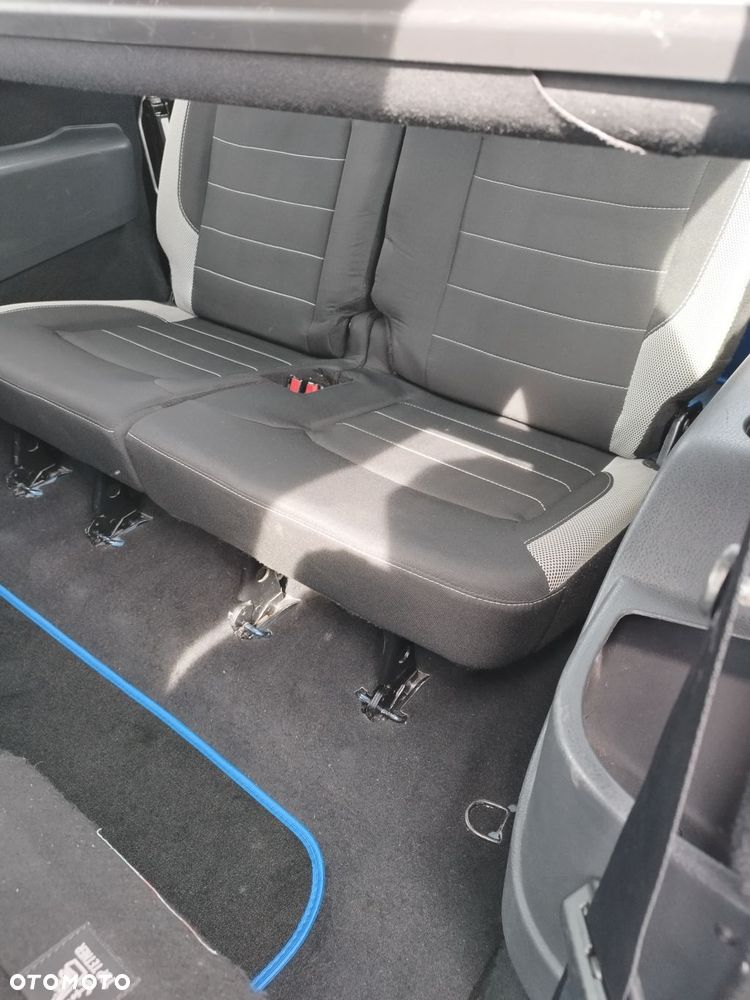 Dacia Lodgy TCe 115 Stepway - 11