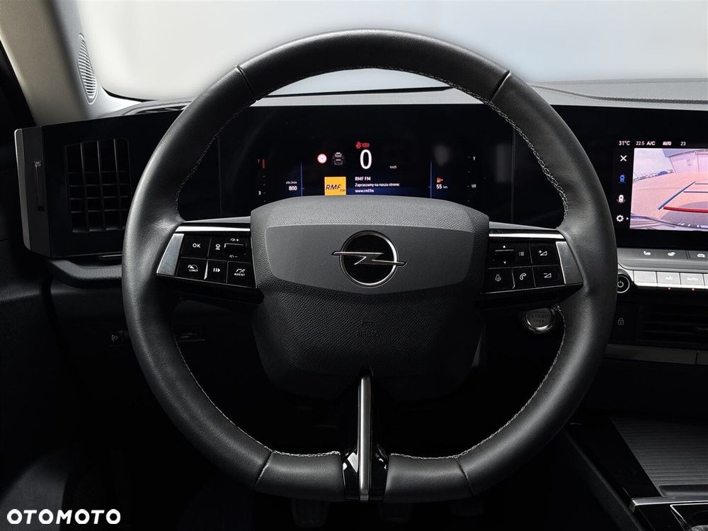 Opel Astra 1.2 T Elegance S&S - 15