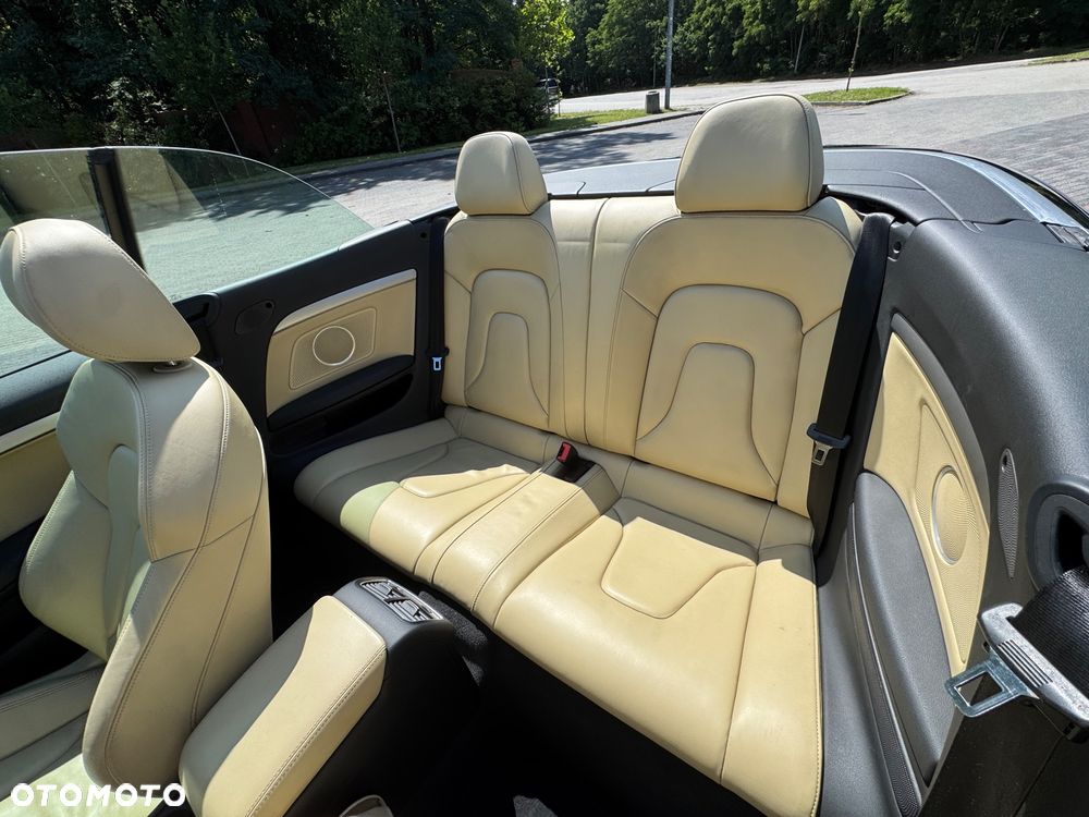 Audi A5 Cabrio - 27