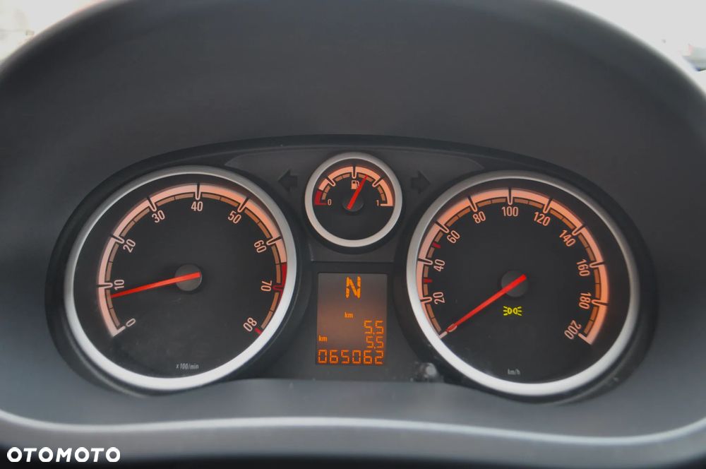 Opel Corsa 1.2 16V Essentia EasyTronic - 34