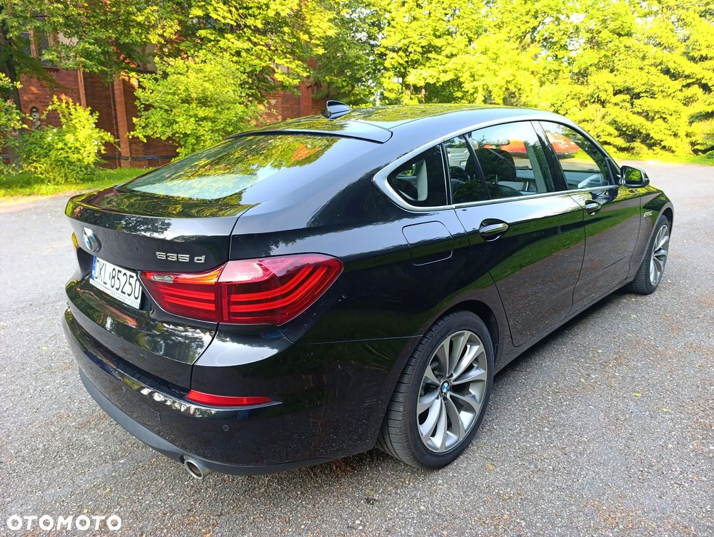 BMW 5GT 535d xDrive Tursimo Modern Line - 3