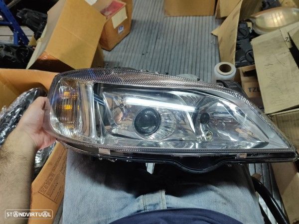 Farol Frente Direito / Otica Direita Opel Astra G Caixa (F70)  9317027 - 4