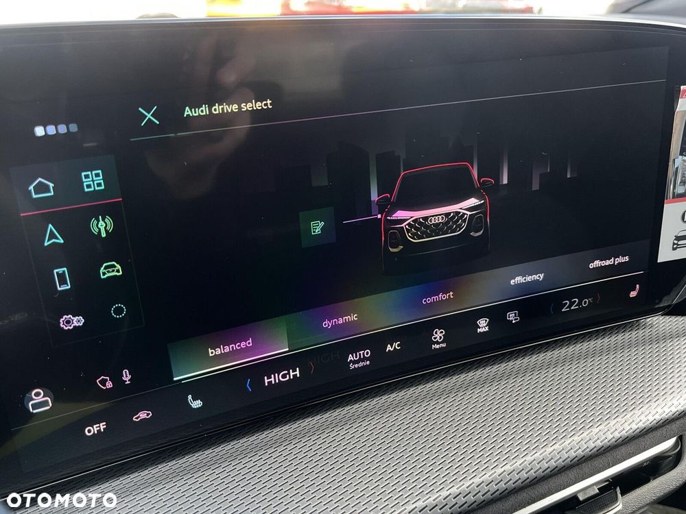 Audi Q5 Sportback - 36