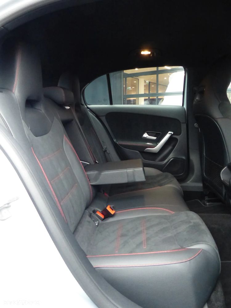 Mercedes-Benz Klasa A 200 AMG Line 7G-DCT - 21