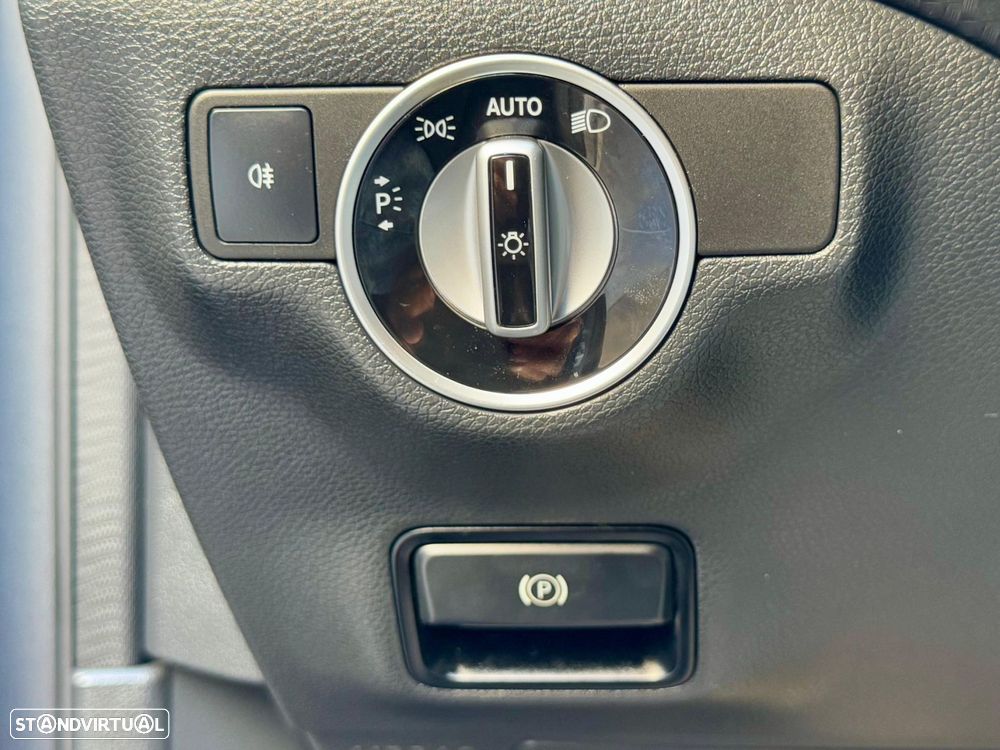 Mercedes-Benz A 180 - 48