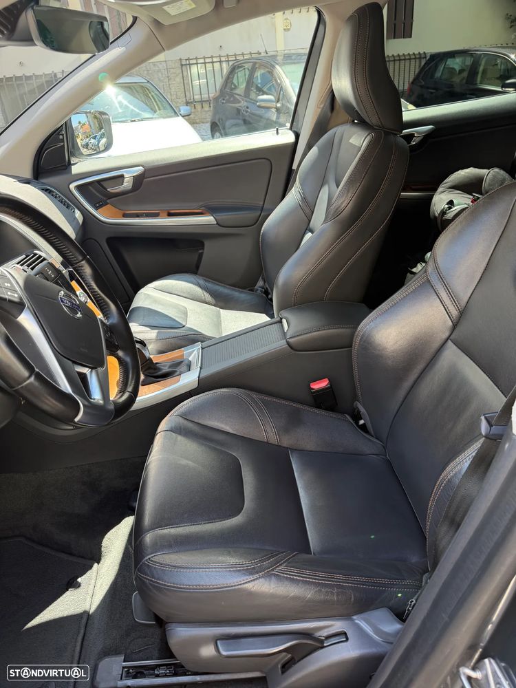 Volvo XC 60 D3 Geartronic Momentum - 9