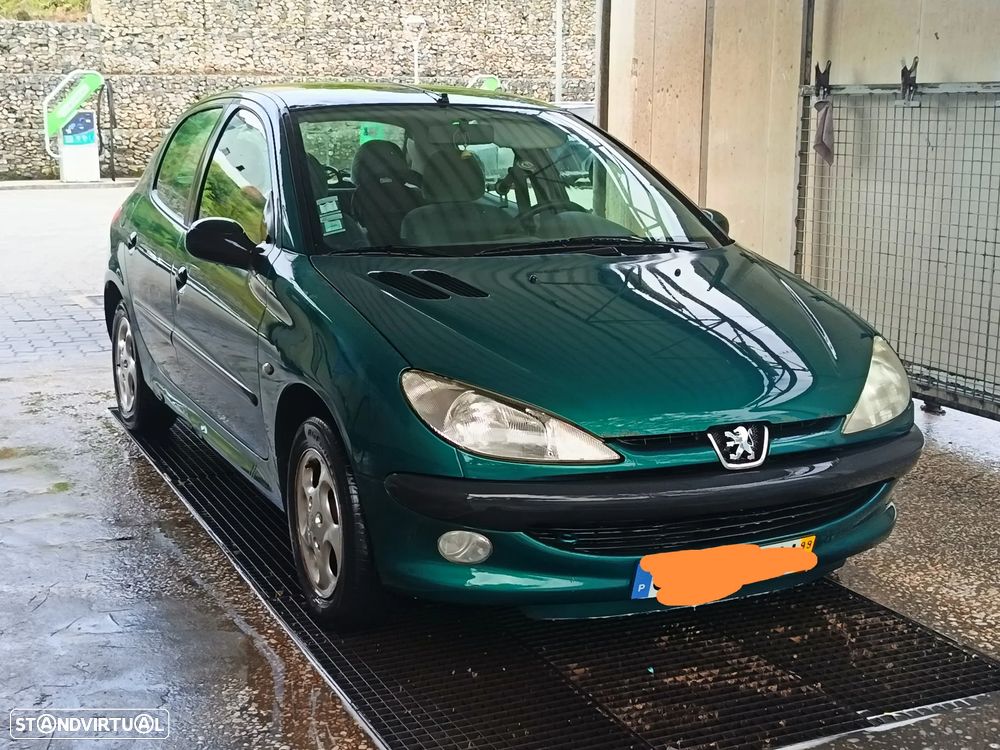 Peugeot 206 1.1 XR - 1