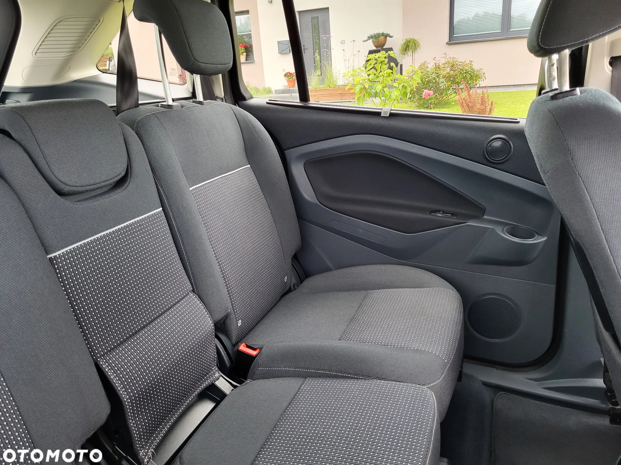 Ford Grand C-MAX 1.0 EcoBoost Start-Stopp-System SYNC Edition - 20