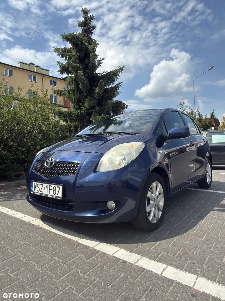 Toyota Yaris - 1