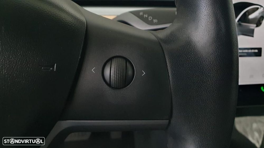 Tesla Model 3 Long-Range Dual Motor AWD - 12