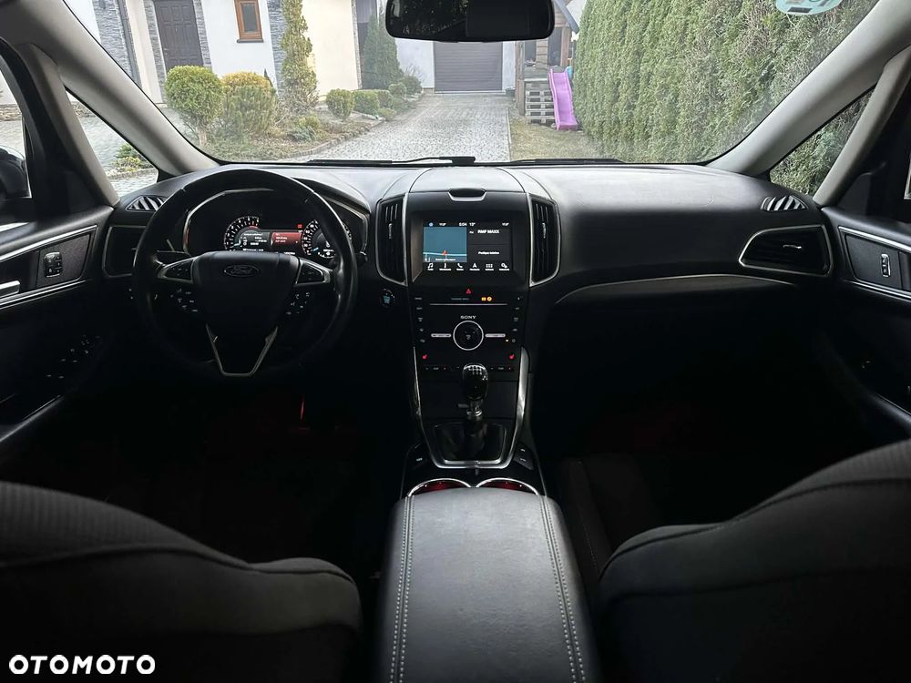Ford S-Max 2.0 TDCi Titanium - 37