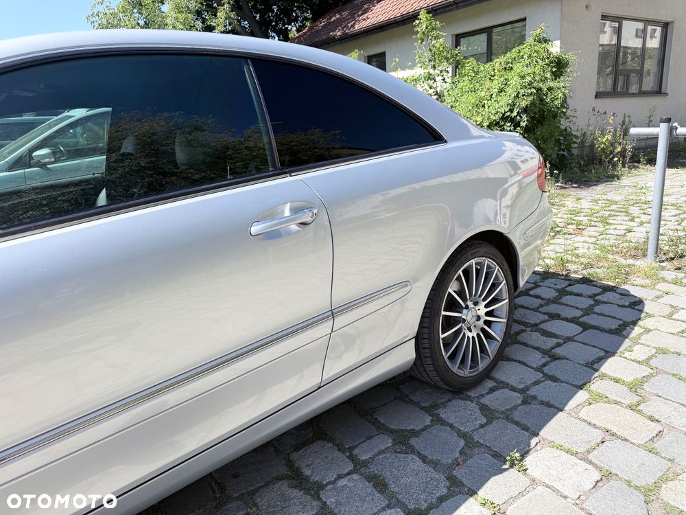 Mercedes-Benz CLK 220 CDI Automatik Avantgarde Sport Edition - 6