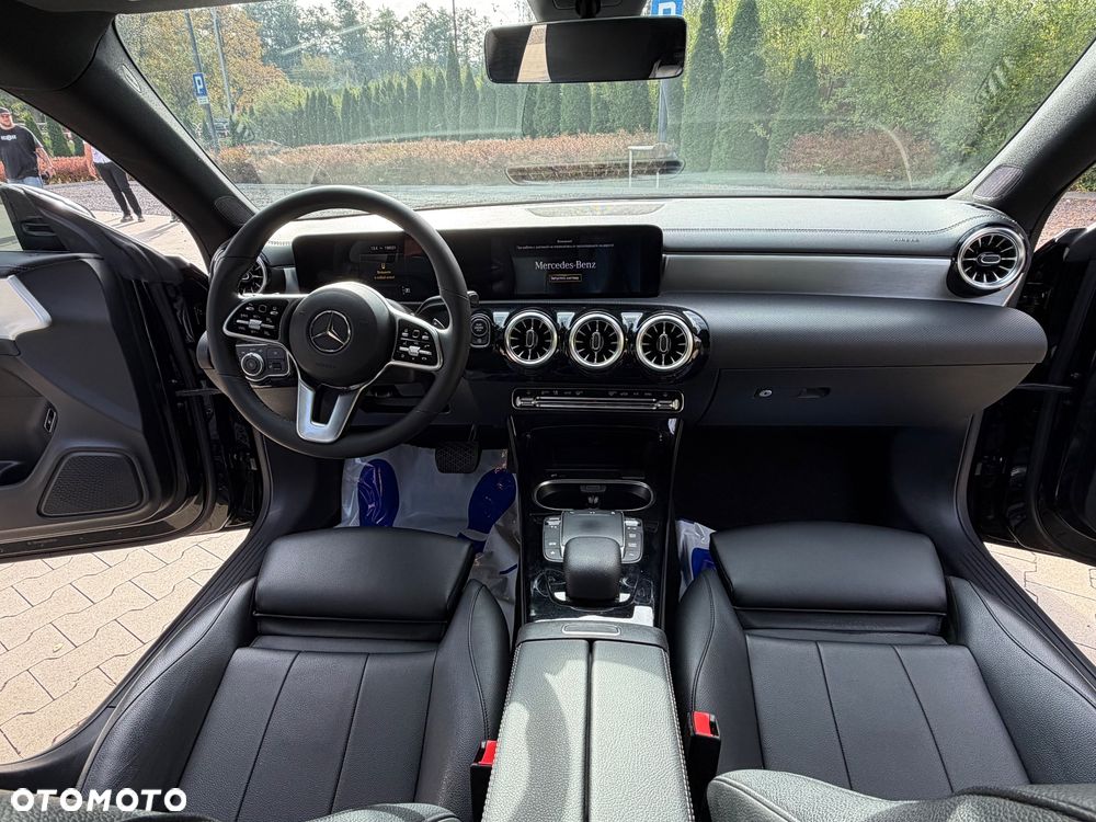 Mercedes-Benz CLA - 16