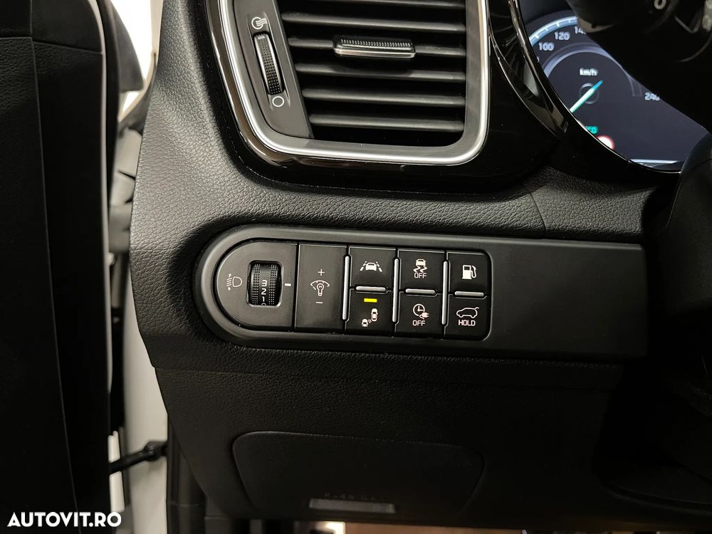 Kia XCeed 1.6 GDI 6DCT PHEV Vision - 31