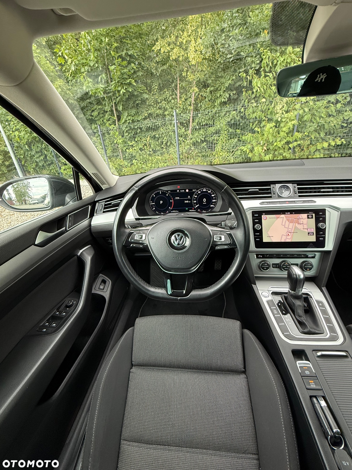Volkswagen Passat Variant 1.6 TDI SCR DSG - 27