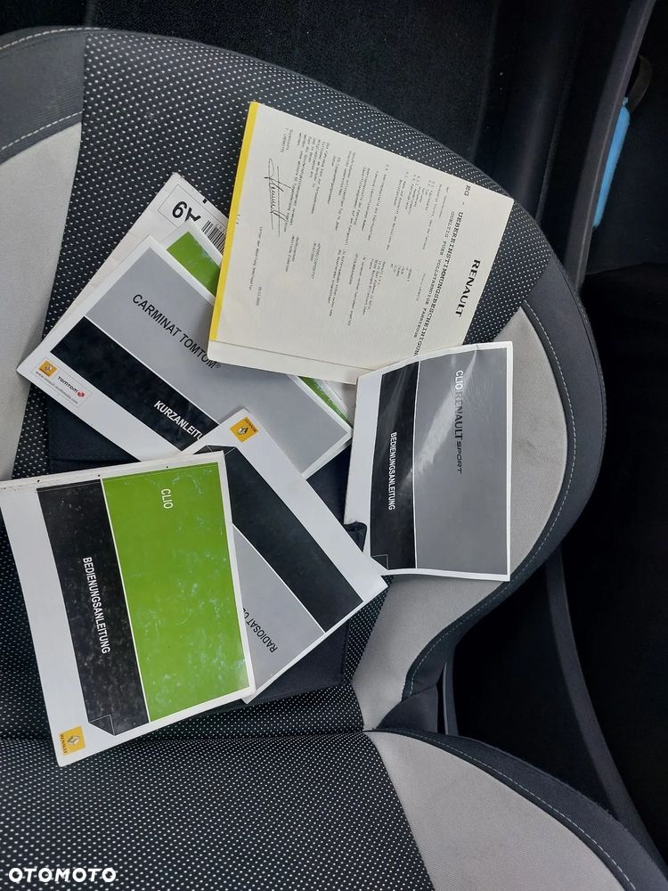 Renault Clio 2.0 16V 200 RS Cup - 10