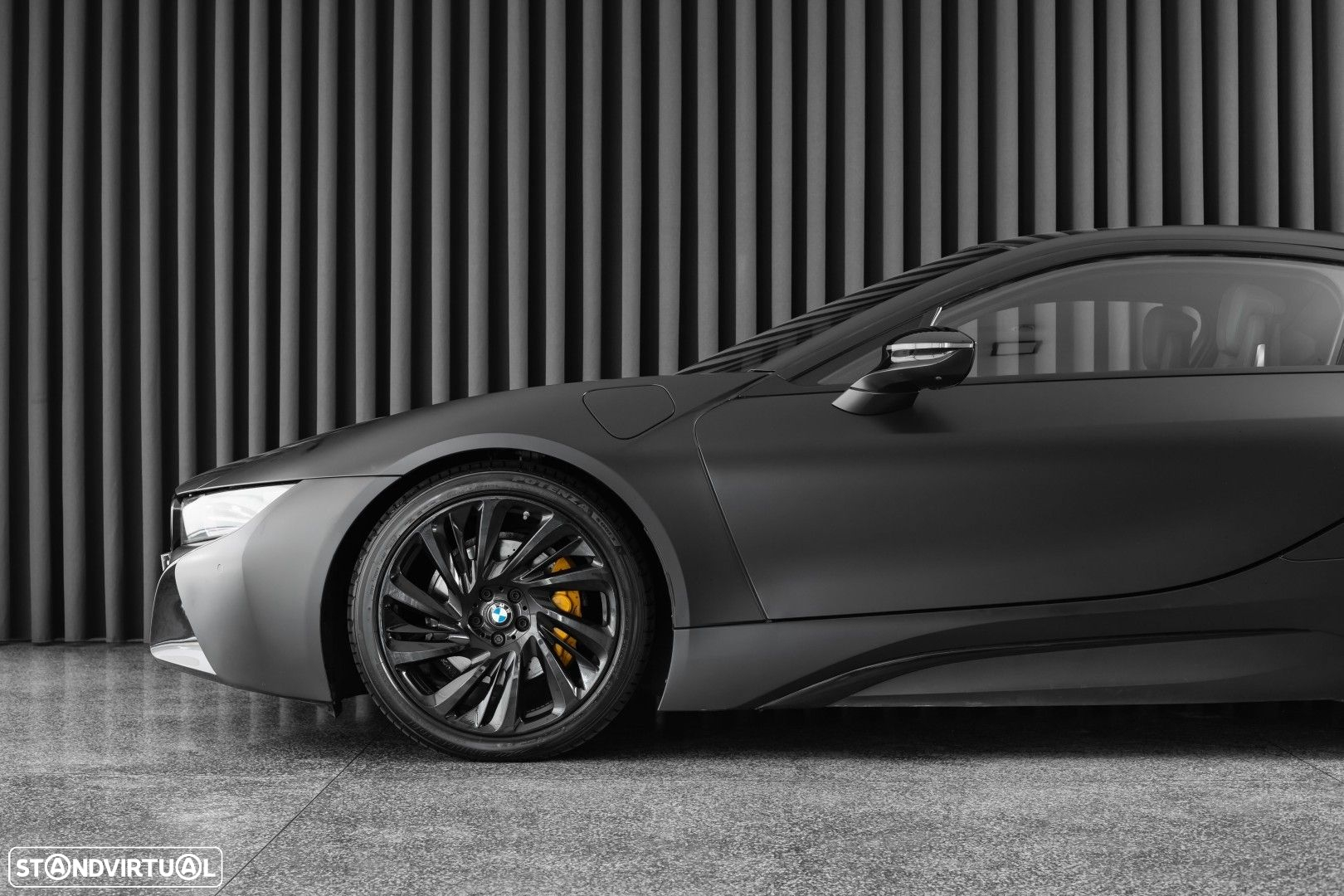 BMW i8 Standard - 11