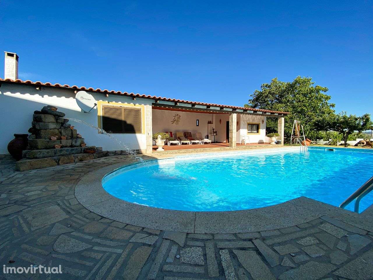 Moradia - Grande imagem: 2/20