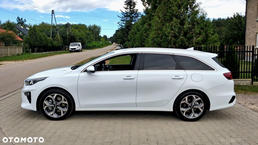 Kia Ceed 1.4 T-GDI OPF Platinum Edition - 2