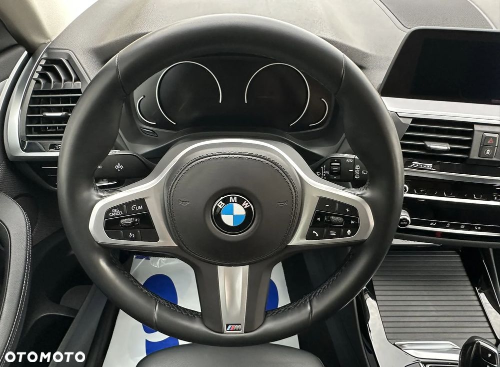 BMW X3 xDrive20i sport - 25