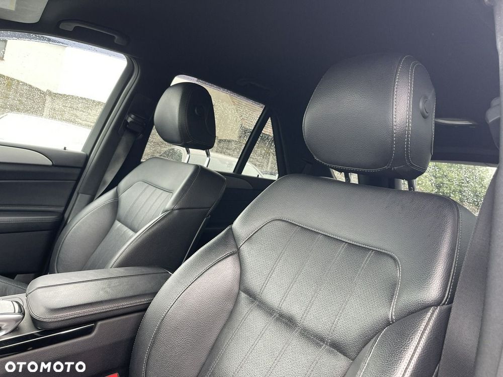 Mercedes-Benz GLE 350 d 4Matic 9G-TRONIC AMG Line - 13
