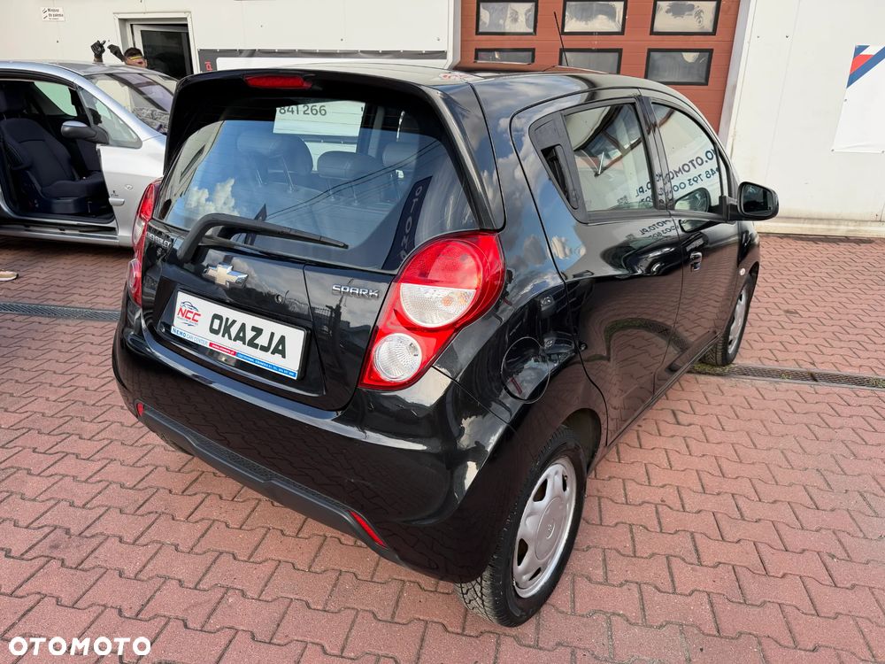 Chevrolet Spark 1.0 Base - 8