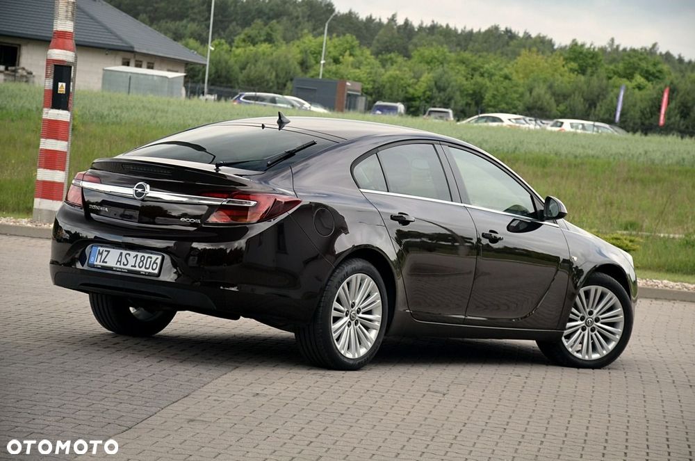 Opel Insignia - 12