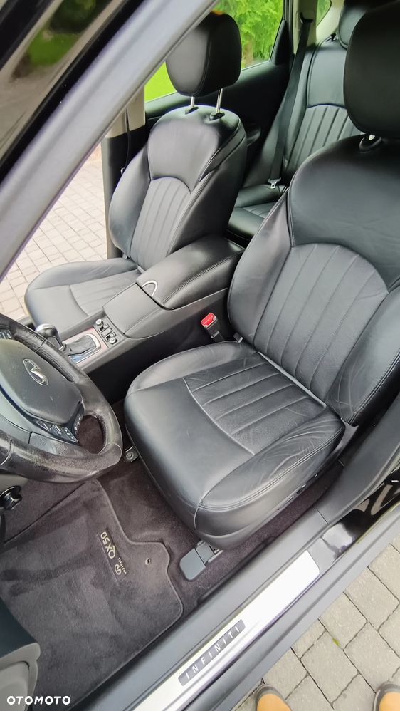 Infiniti Q50 - 15