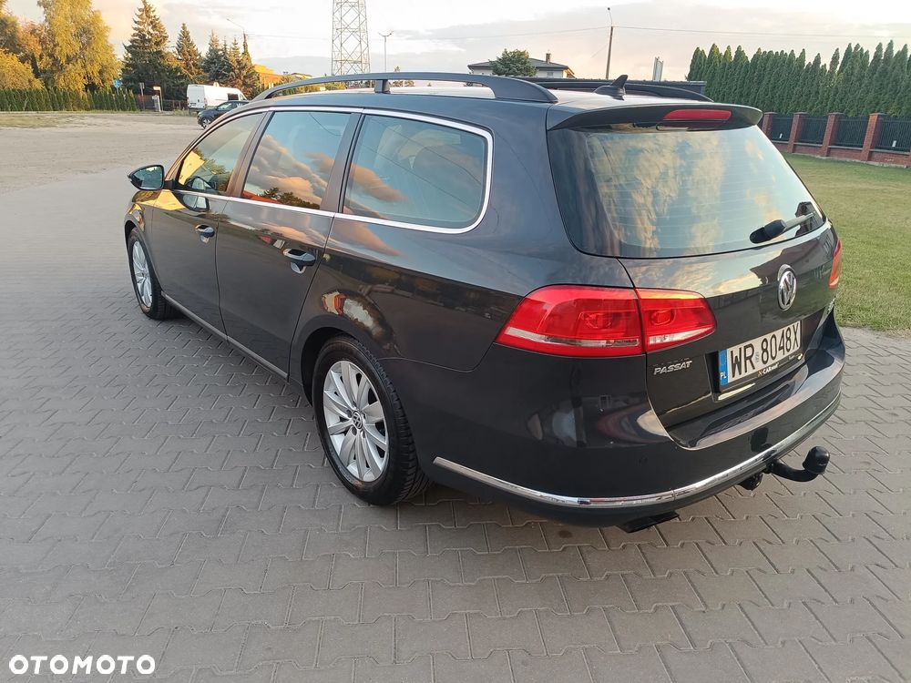 Volkswagen Passat 2.0 TDI DSG BlueMotion Technology Comfortline - 15